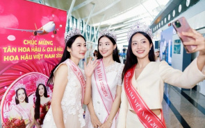 TÂN HOA HẬU VIỆT NAM ĐỒNG HÀNH CÙNG VIETJET TRONG CHUYẾN BAY ĐẦU TIÊN SAU ĐĂNG QUANG